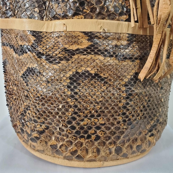 Vintage Snakeskin 1970s Brown Drawstring  Satchel Crossbody Handbag - Picture 6 of 10